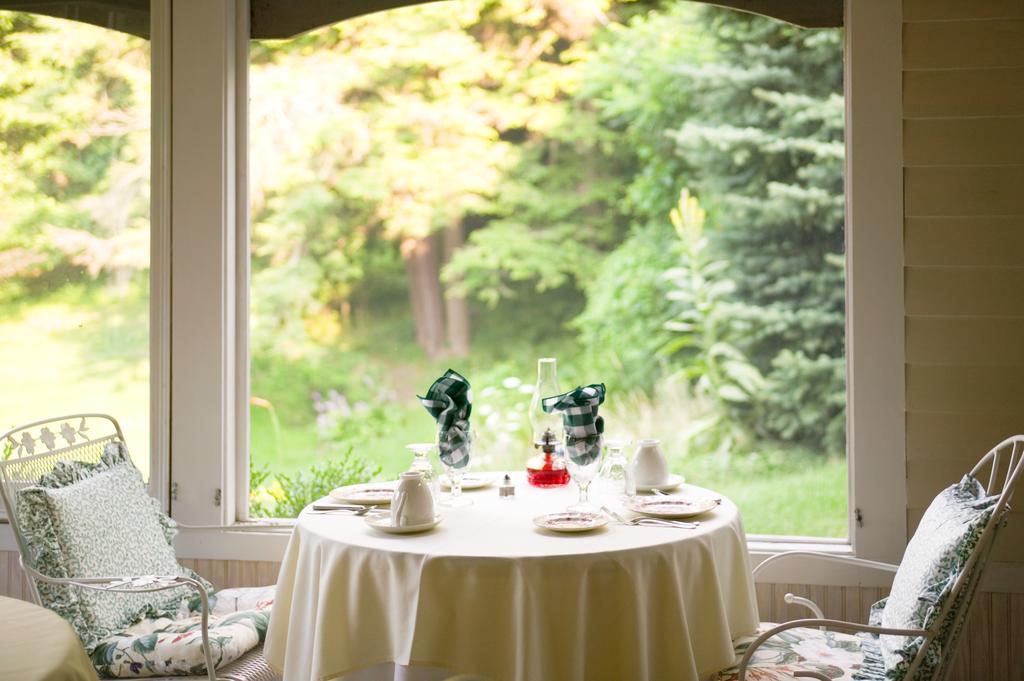 Stockbridge Country Inn (Adults Only) Bagian luar foto